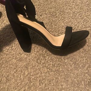 Suede black heeled scandals